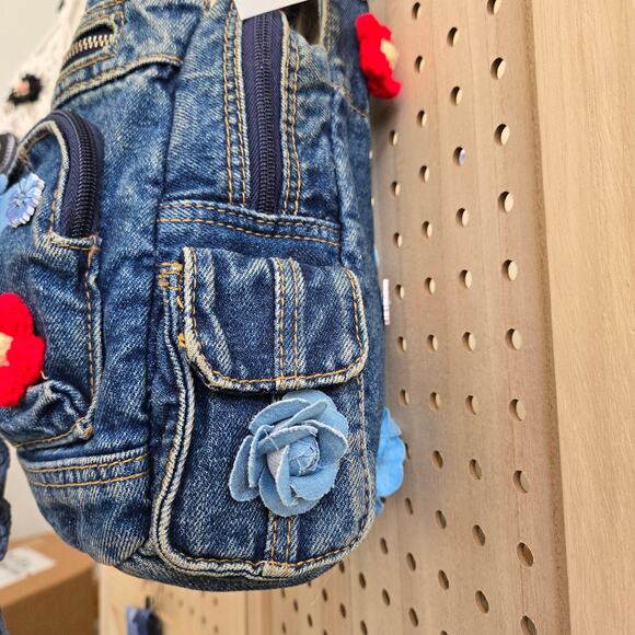 FLR PWR Upcycled Denim Jeans hippie Flower crochet gingham shoulder bag blue red - Picture 8 of 15